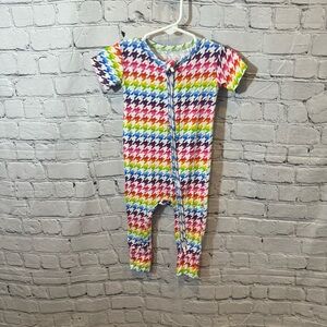 Little Bum Bums Rainbow Pattern Short Sleeve Bamboo Zippie